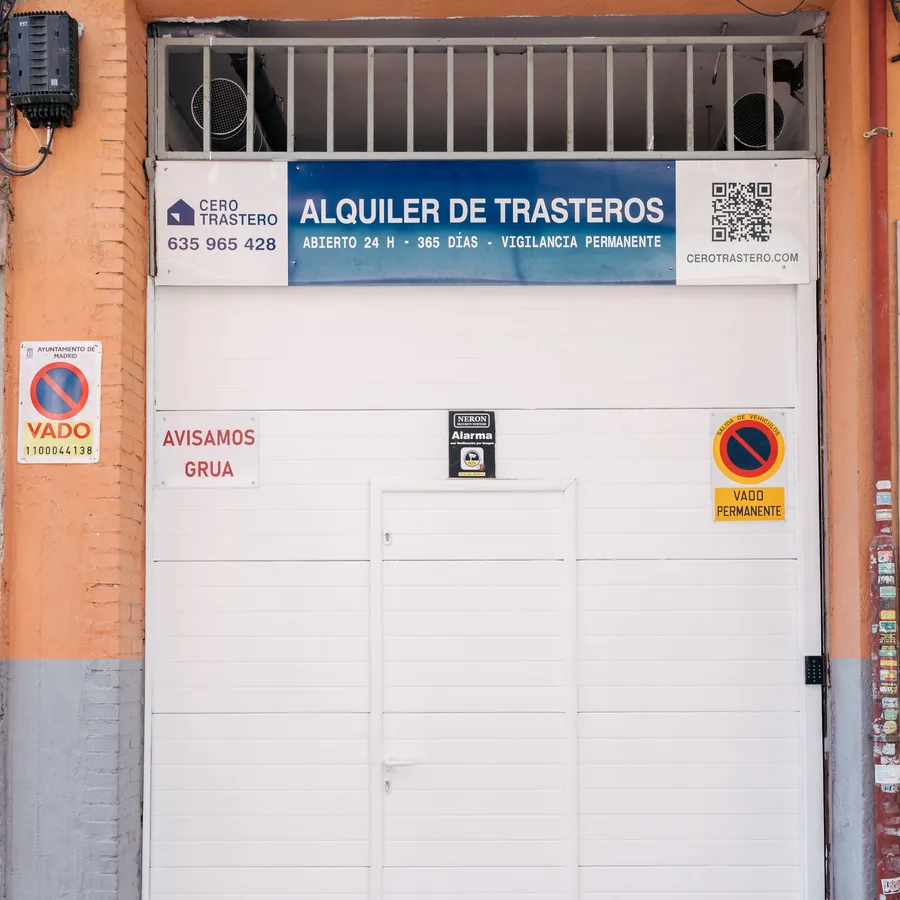 Fachada de Cero Trastero en Calle de Alejandro Morán 62, Carabanchel