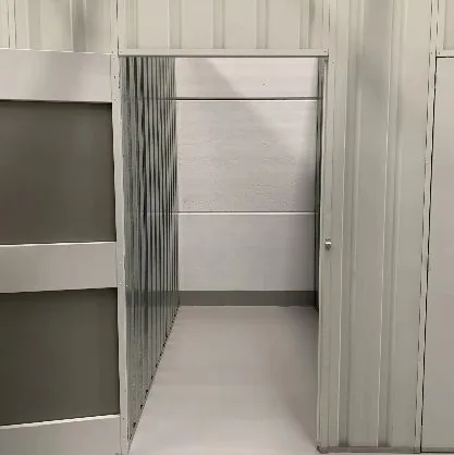 Interior vacío de un trastero en Colmenar Viejo